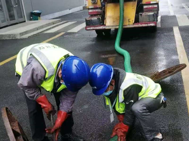 專業管道疏通:各類家庭,酒店,公司,學校等單位的下